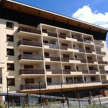 Alpet Ii - Spacieux,agreable, Superbe Vue Pistes Plein Sud, Parking. Mae-8104 Montgenevre